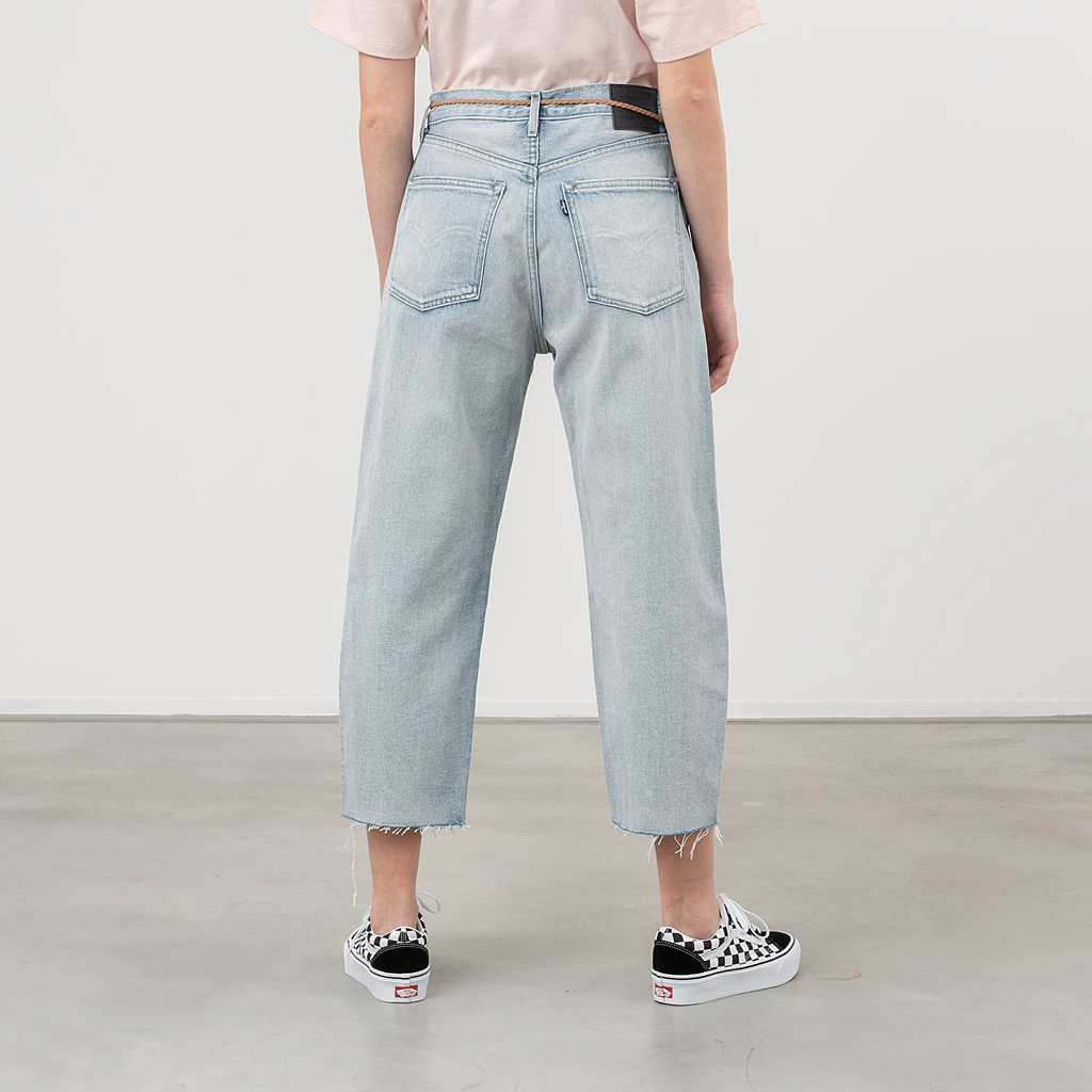 Levi's Women's Classic Denim Jeans in Crisp Sky – Size 27