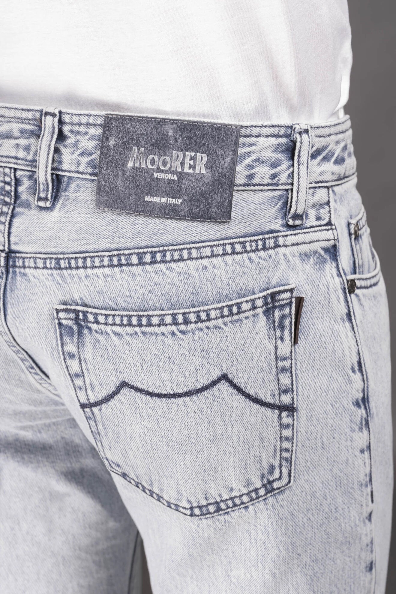 Moorer Pavel 34 Blue Cotton Denim Tapered Jeans