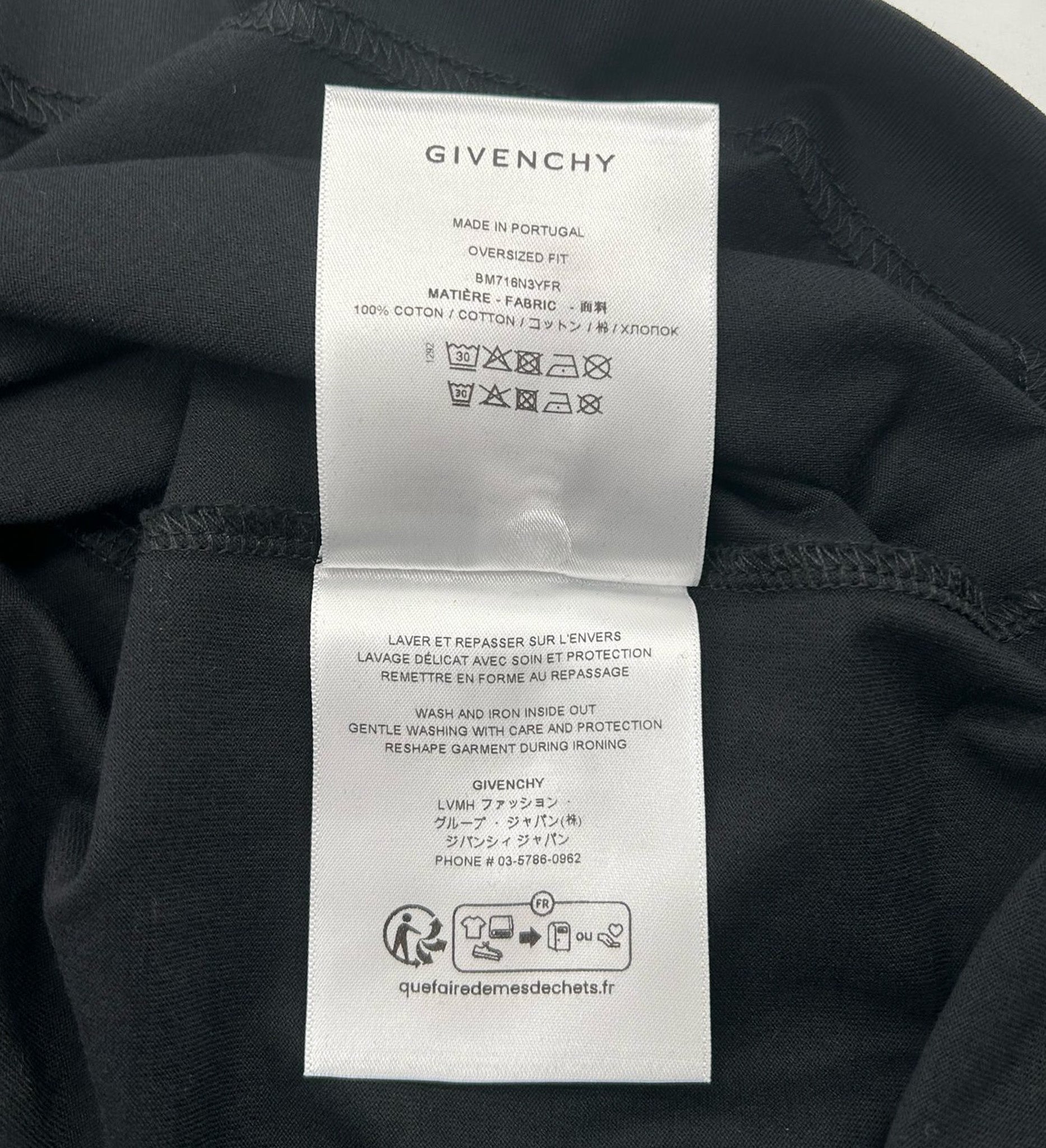 Givenchy Black Circle Logo T-Shirt