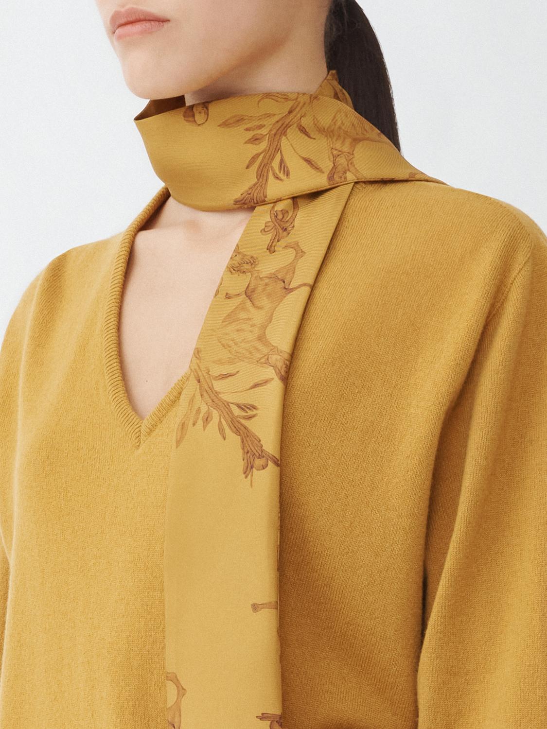 Fabiana Filippi V-Neck Platinum Sweater with Printed Twill Scarf - Yellow